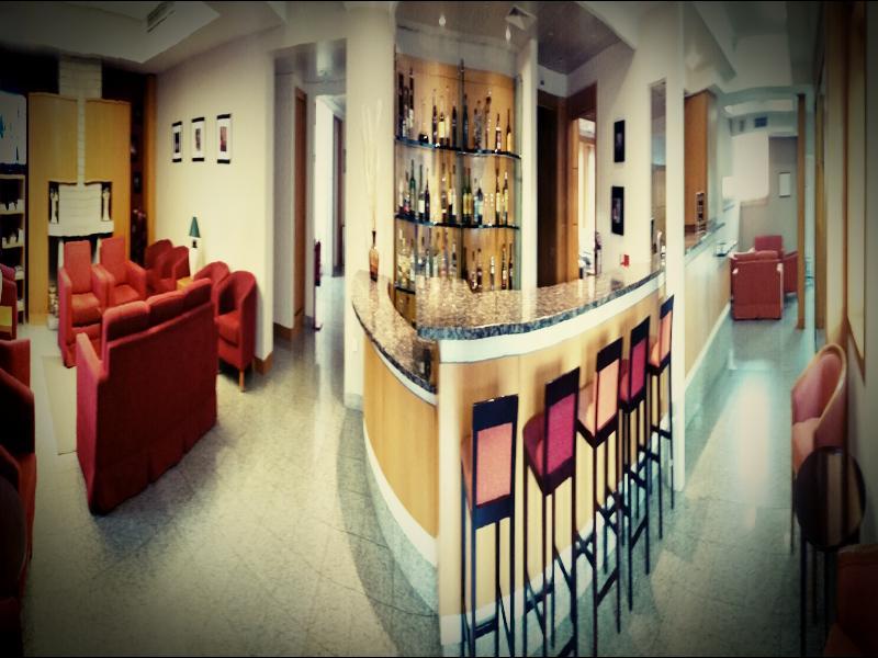 Quality Inn مونتاليغري المظهر الخارجي الصورة
